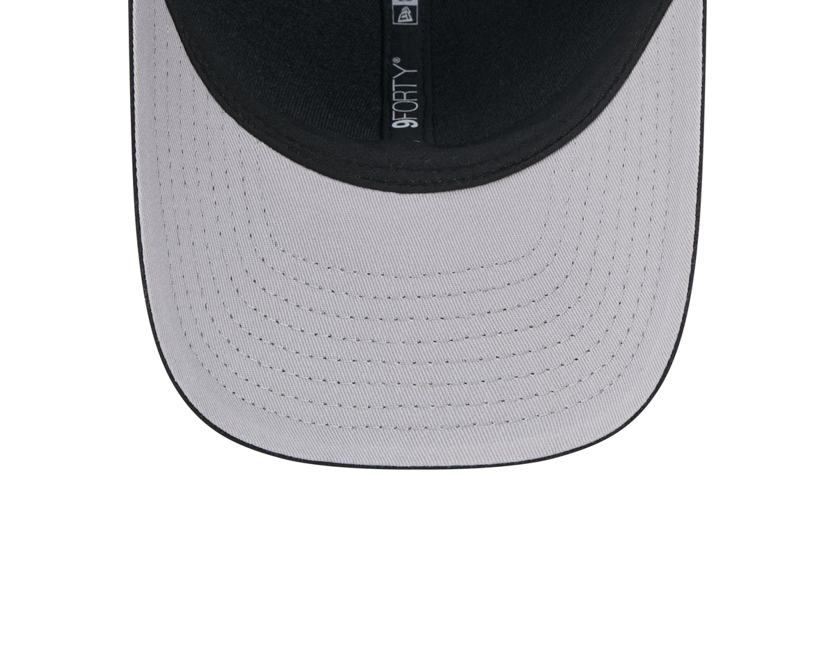 New Era 940 M Crown Chicago Cubs Faux Wool Snapback Hat