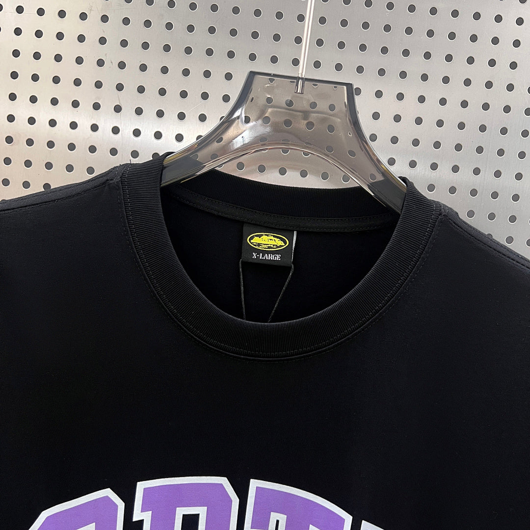 Corteiz CRTZ Arch Logo Oversized Tee – Black/Purple