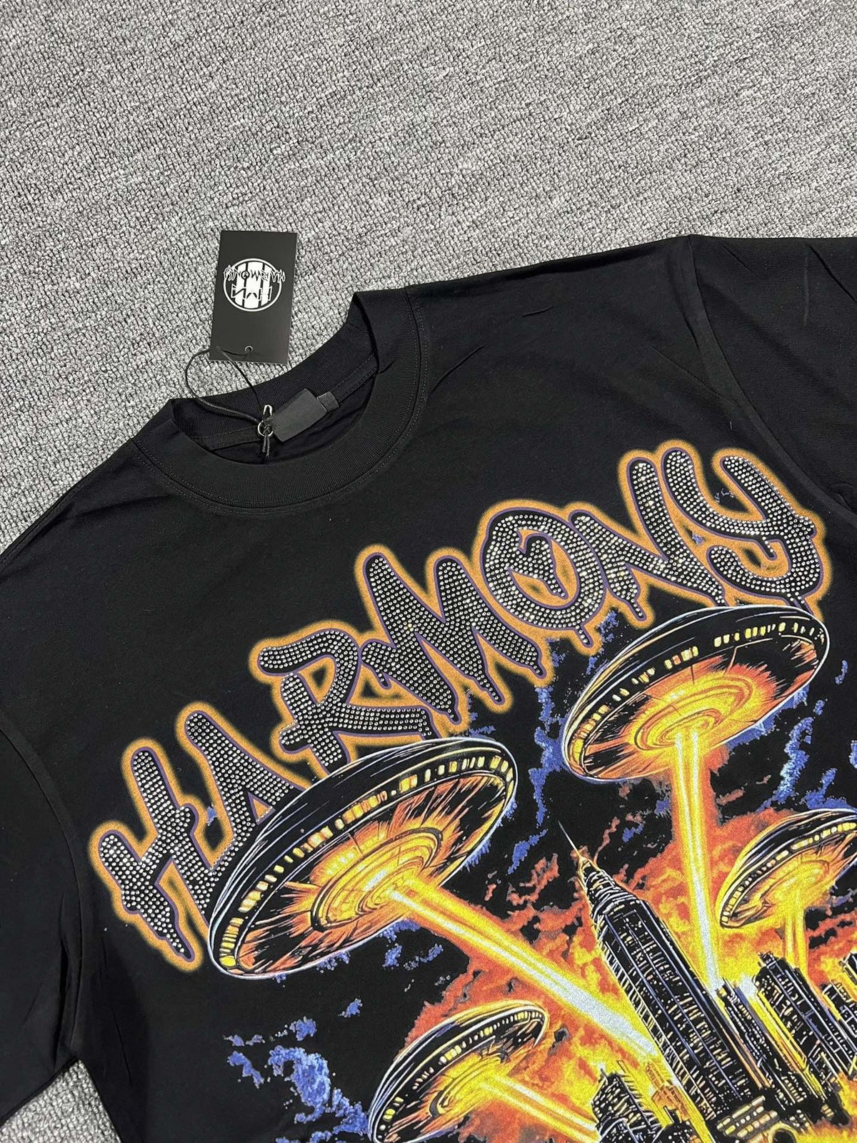 HARMONY New Age UFO City Graphic Short-Sleeve T-Shirt