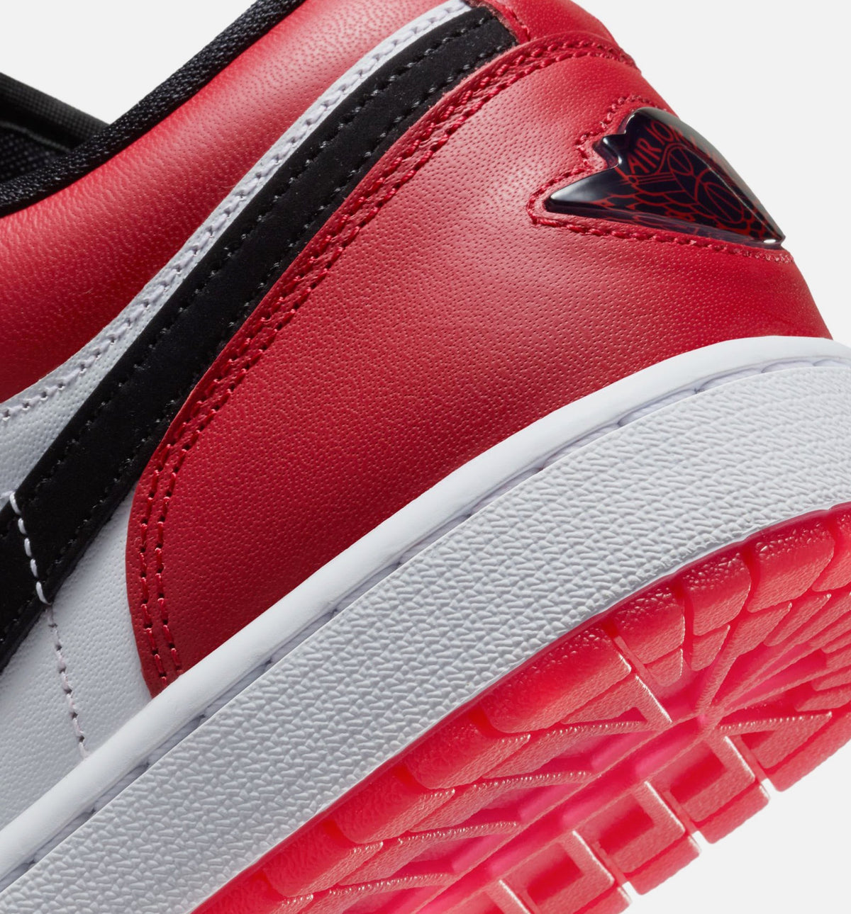 Air Jordan 1 Low SE Men's Lifestyle Shoes - White / Varsity Red / Black