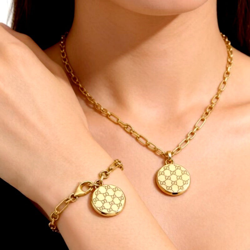 Gucci Round Pocket Watch Bracelet