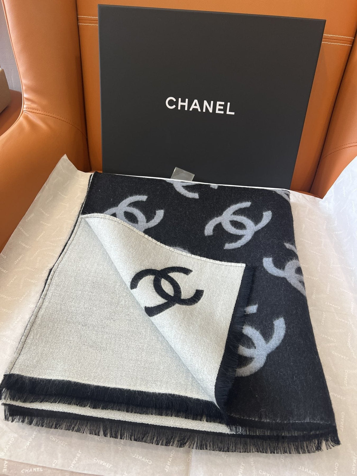Chanel Reversible Black and Ivory Scarf