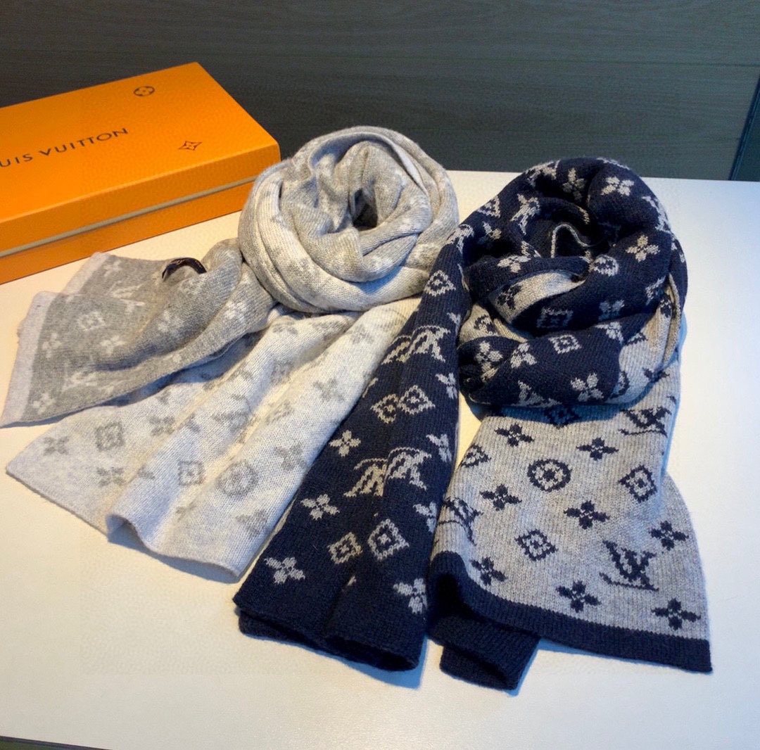 Louis Vuitton Reversible Monogram Scarf