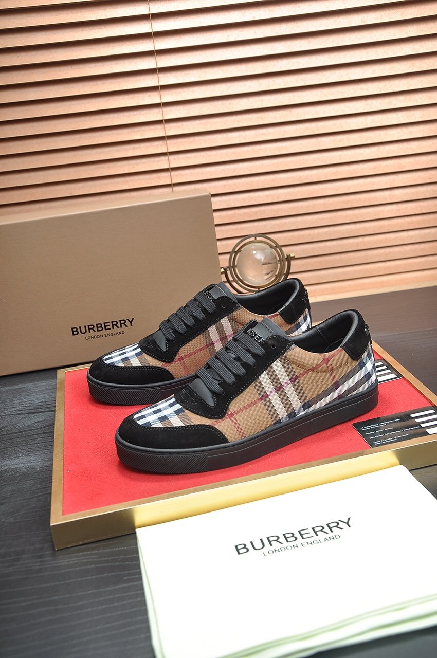 Burberry Tan Plaid Low-Top Sneakers - Tan Plaid Panel Design