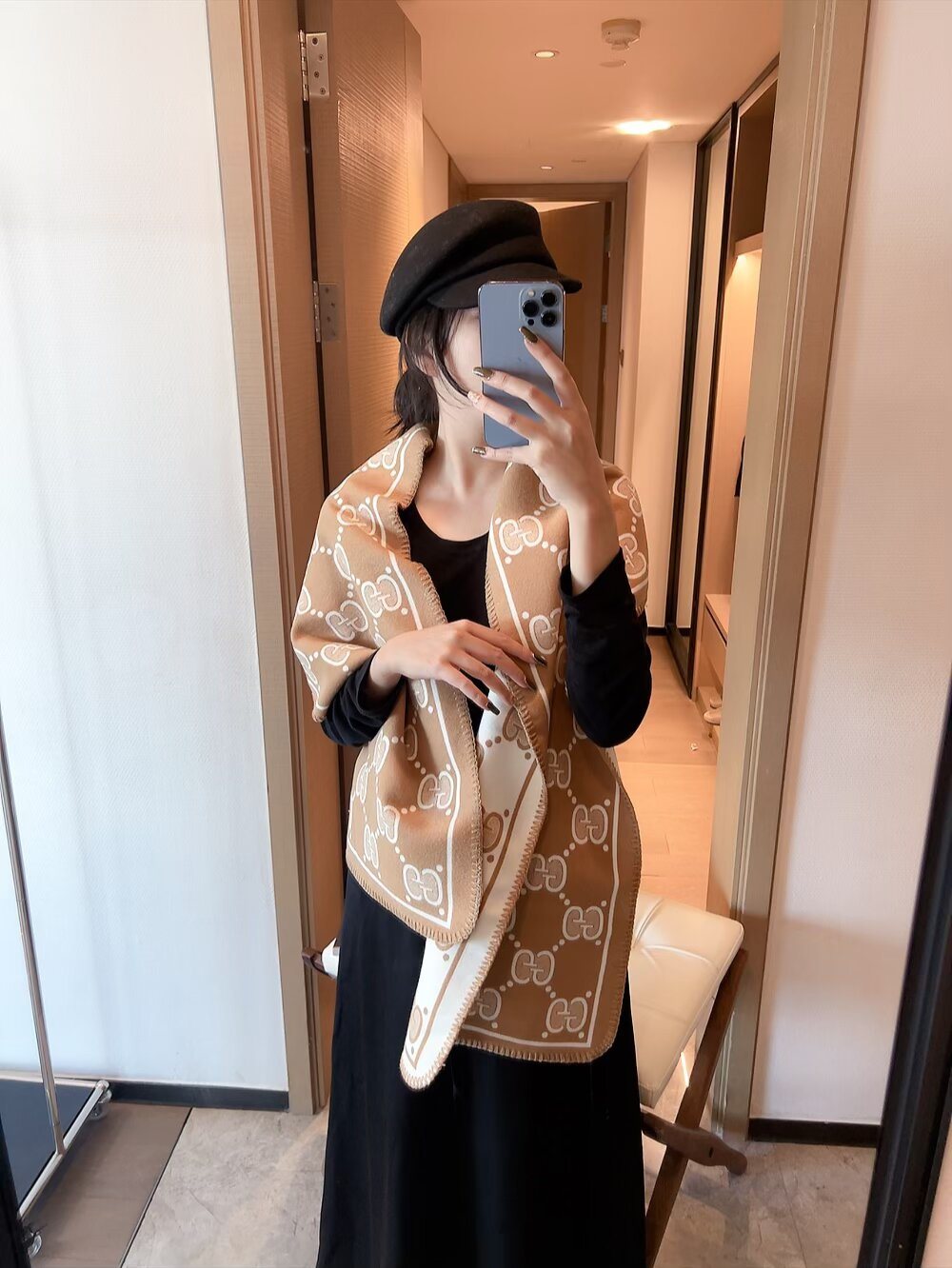 Gucci Fringed Motif Scarf