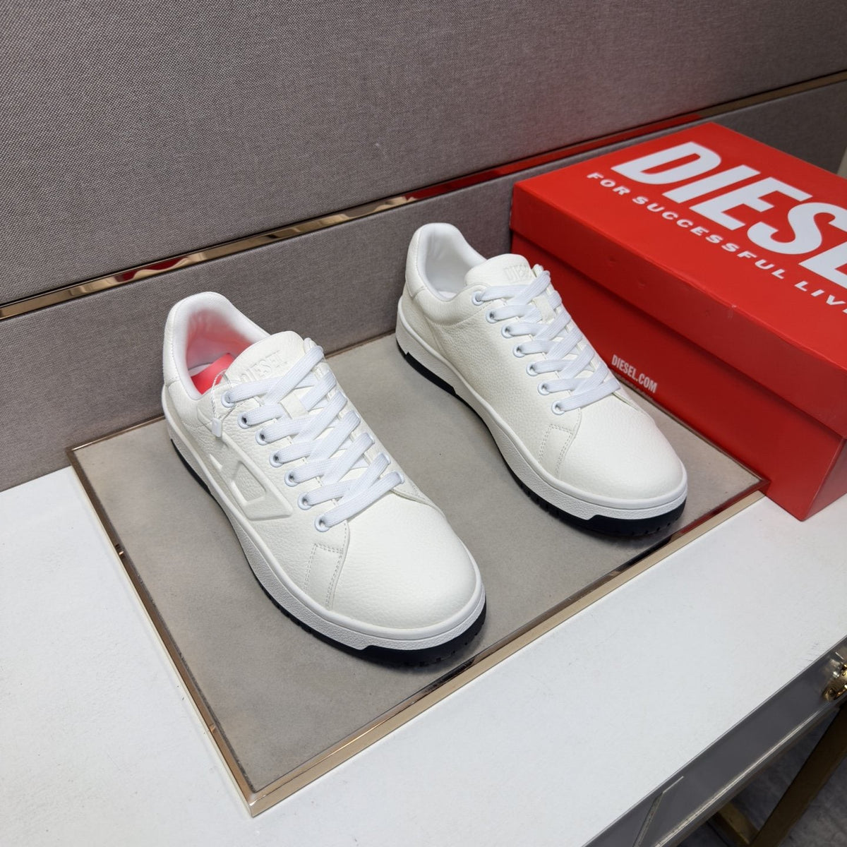 Diesel Men's Paneled Low-Top Sneakers