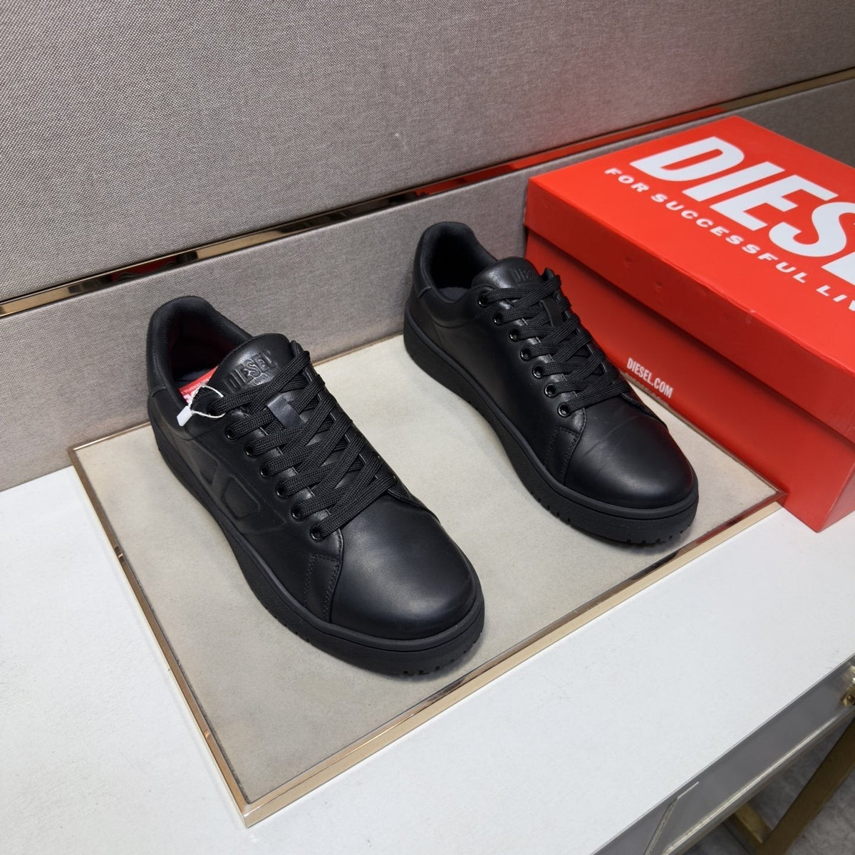 Diesel Men's Low-Top Lace-Up Sneakers - Rounded Toe