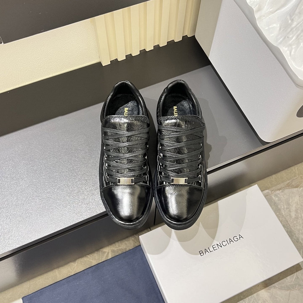 Balenciaga Metal-Bar Low-Top Sneakers