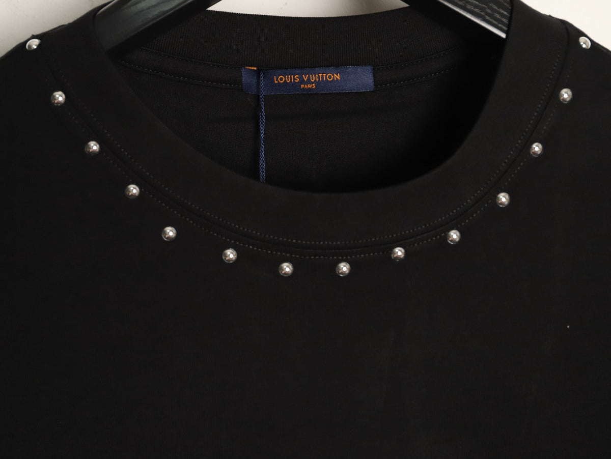 Louis Vuitton Dotted Lettering T-Shirt - Black